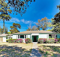 Classic Ranch Home - Near Charleston & Folly Beach Home - Accommodation Rooms