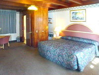 Booking Cloverdale Accommodation Rooms
