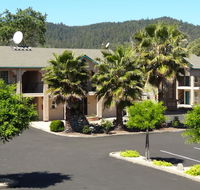 Cloverdale Wine Country Inn  Suites - Accommodation Rooms