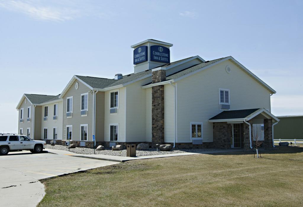 Cobblestone Inn & Suites - Langdon - thumb 2