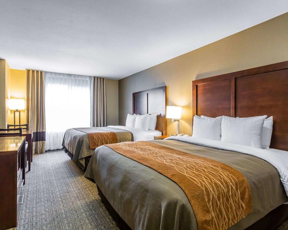 Comfort Inn & Suites Ventura Beach - thumb 3