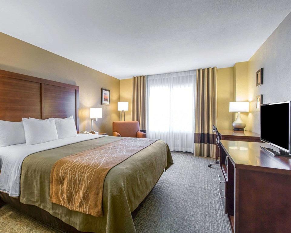 Comfort Inn & Suites Ventura Beach - thumb 1