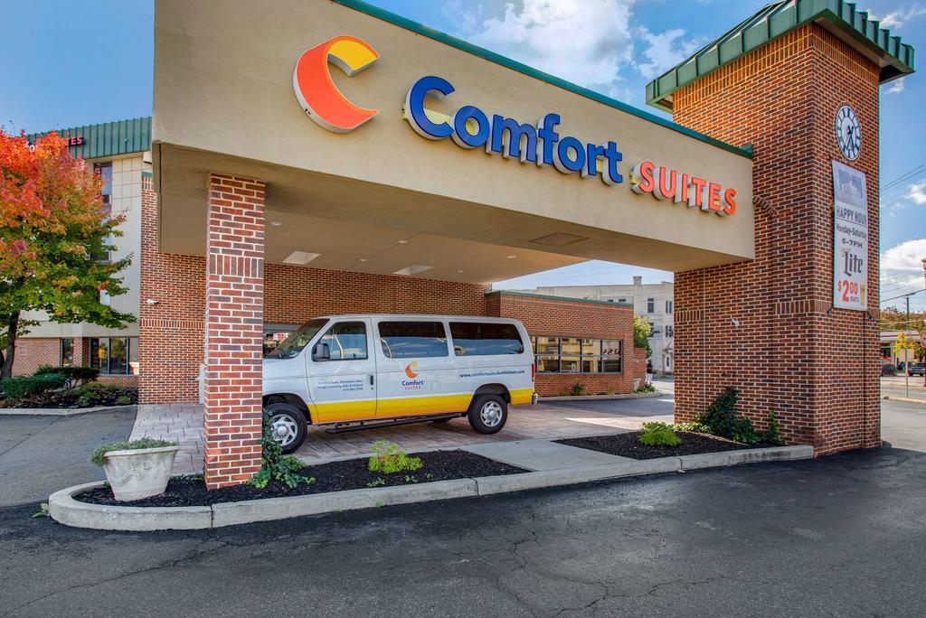 Comfort Suites Bethlehem Near Lehigh University And LVI Airport - thumb 0