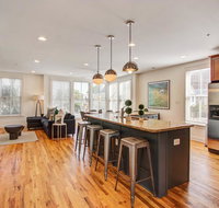 Contemporary Home in Perfect Location - 207 B St Philip Street - Accommodation Rooms