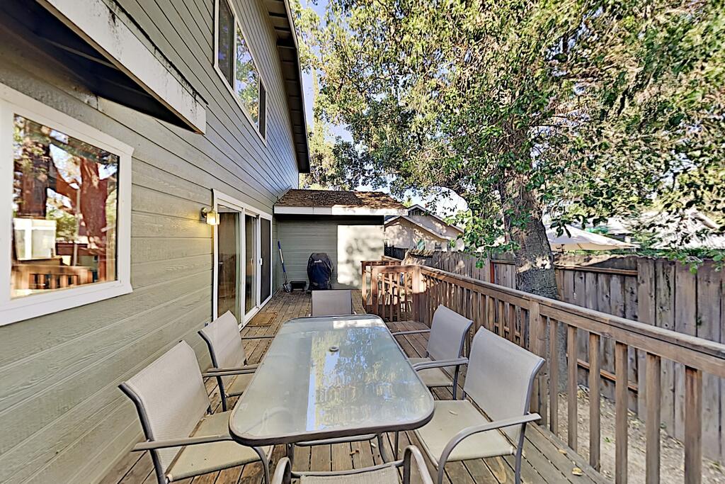 Contemporary Wine Country Home Near Downtown Home - thumb 3