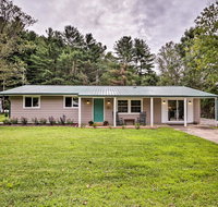 Cottage with YardGrill Next to Wayne Forest NP - Accommodation Rooms