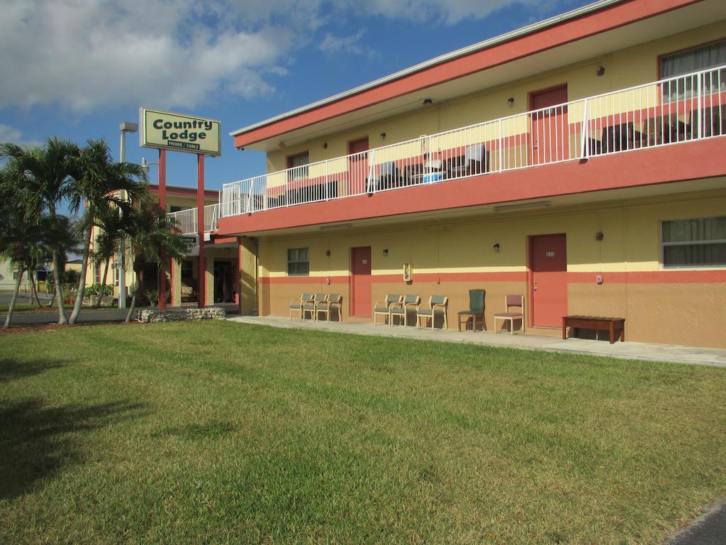 Country Lodge - thumb 0