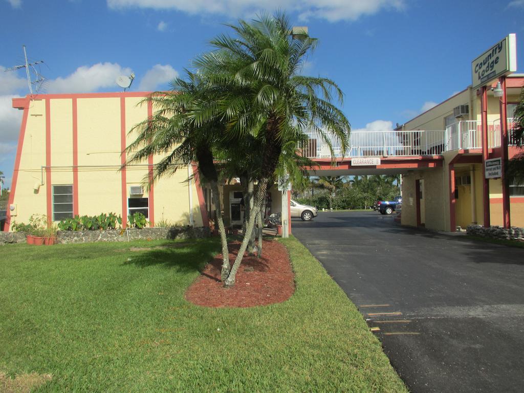 Country Lodge - thumb 2