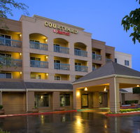 Courtyard Pleasant Hill - Accommodation Rooms