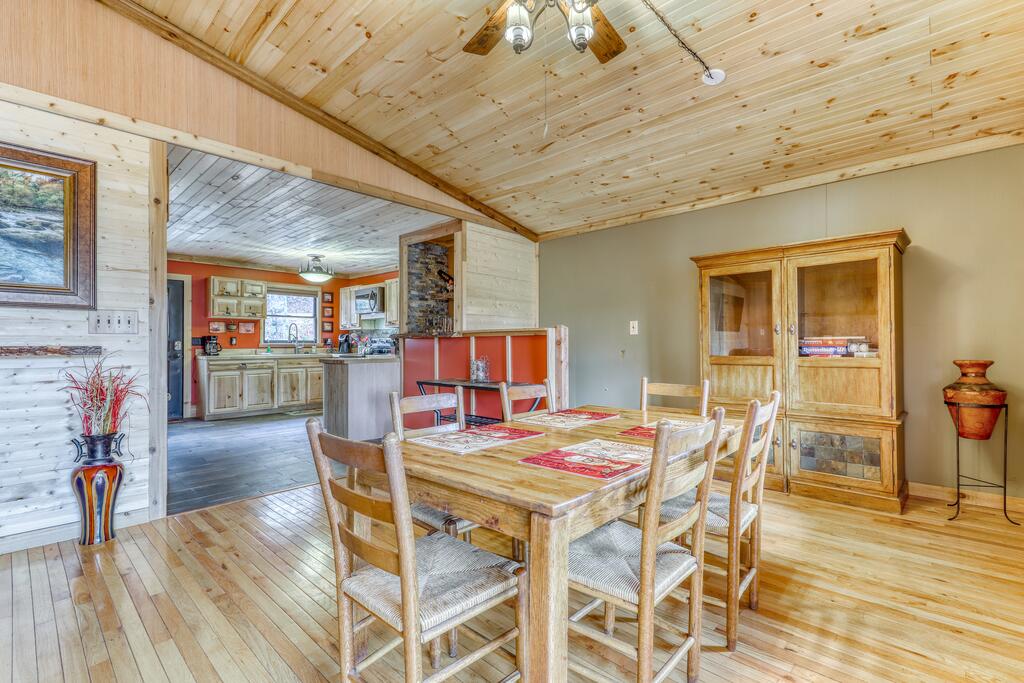 Cozy Cabin - thumb 3