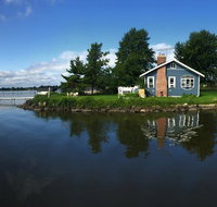 Cozy Fremont Cottage on Lake Poygan with Fishing Dock - Accommodation Rooms