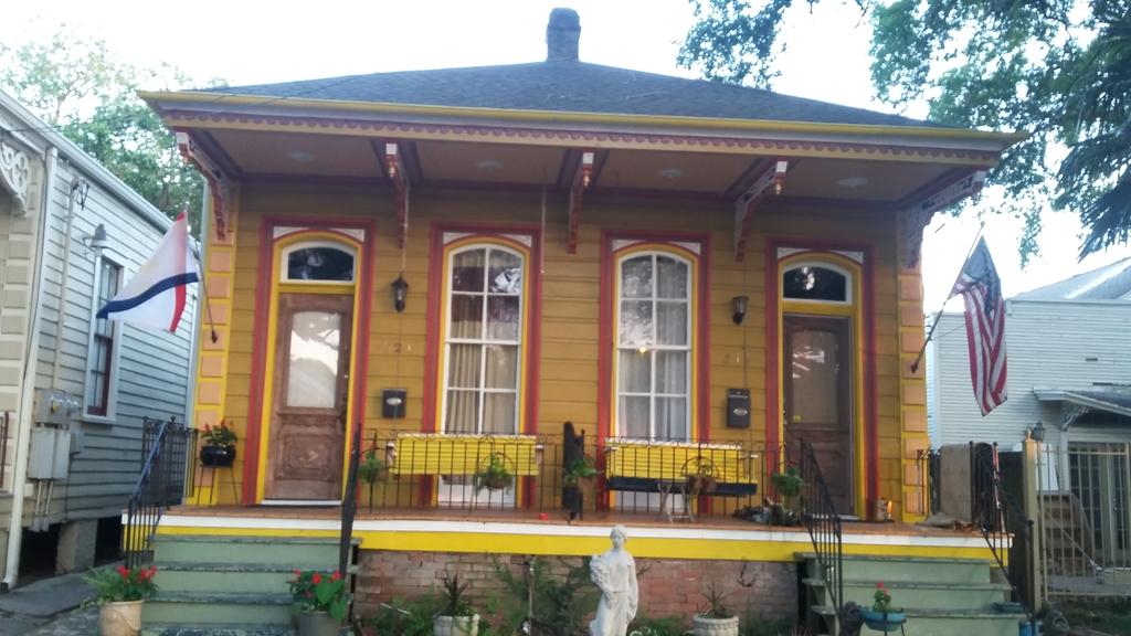 Creole Victorian For Groups Large And Small