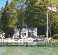 Crystal Pines - Accommodation Rooms
