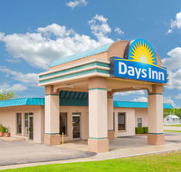 Days Inn by Wyndham Okemah - Accommodation Rooms