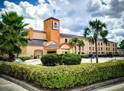 Destiny Palms Hotel Maingate West