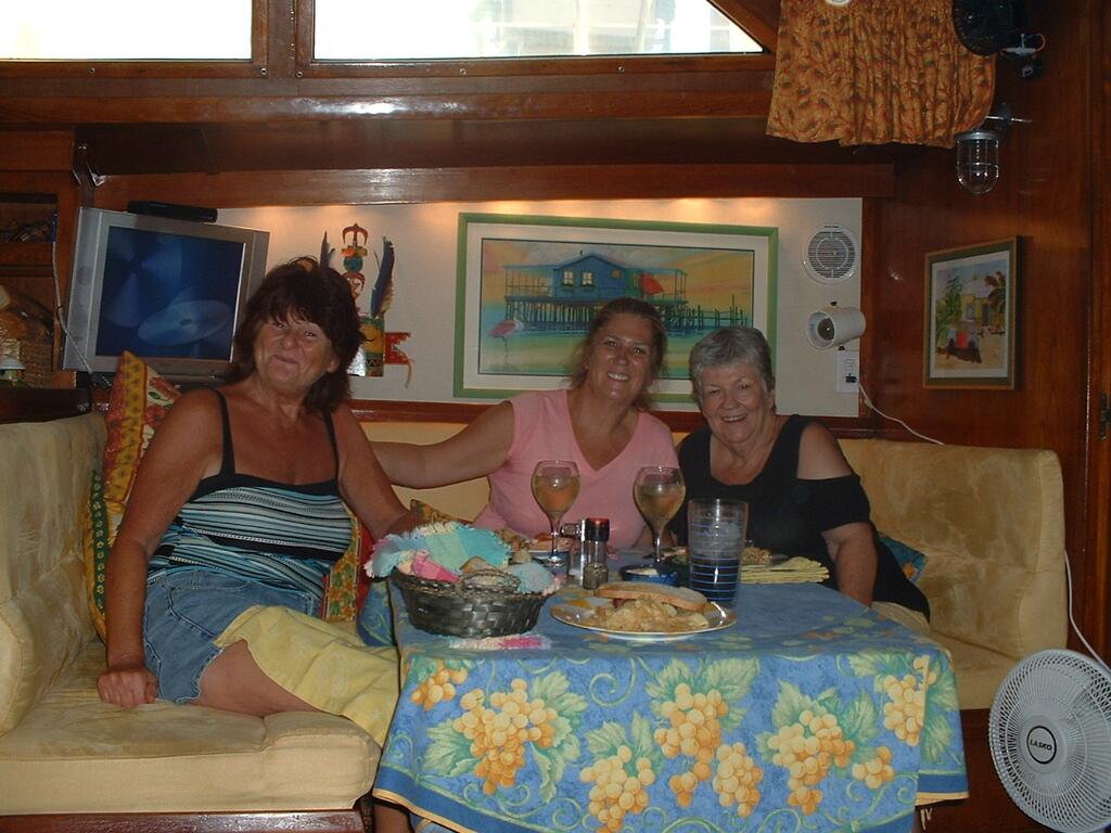 Dream Lover Boat And Breakfast - thumb 1