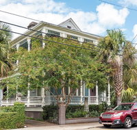 Dreamy Historic Home blocks away from King Street! - Accommodation Rooms