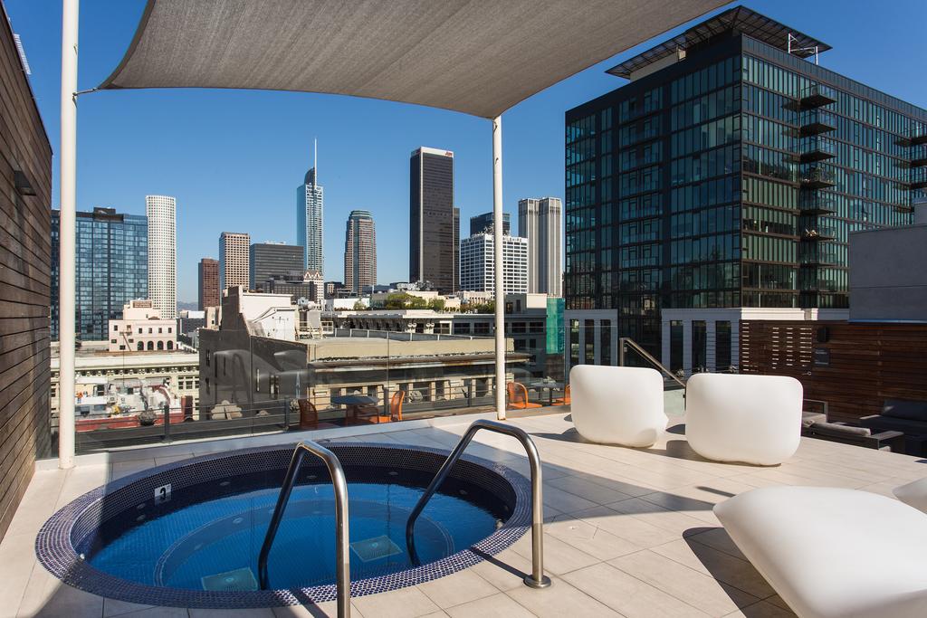 DTLA Loft Gorgeous Views - thumb 0