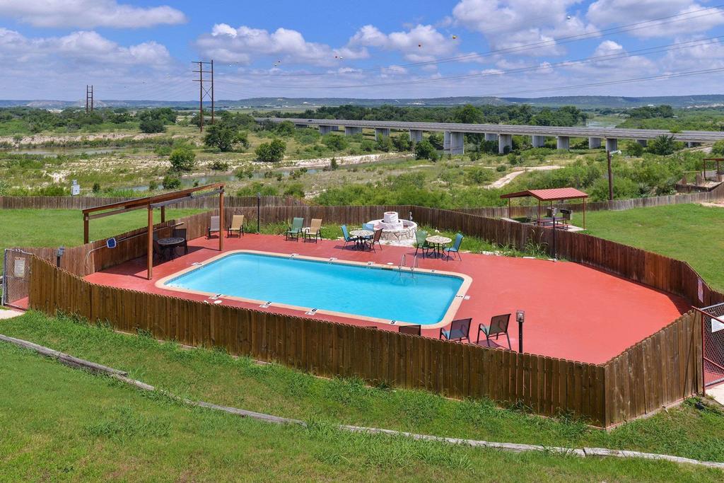 Econo Lodge Junction - thumb 2