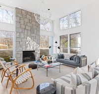 Elegant East Hampton Escape - Accommodation Rooms