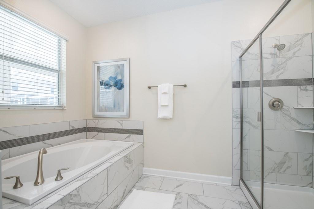 Entertain In Your Own Movie Theate Room - 8 Bdm Villa - thumb 1