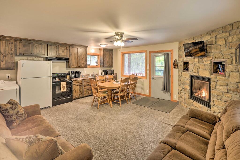 Family Cabin With Fire Pit, 25 Mi To Yellowstone - thumb 3