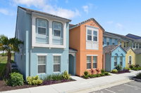 Five Bedrooms Pool/Spa at Festival 326 Accommodation Rooms