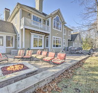 Golf & Lake Retreat with Fire Pit & Pool Table! - Accommodation Rooms