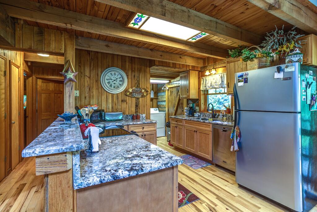 Grandma'S Mountain Cabin - thumb 3