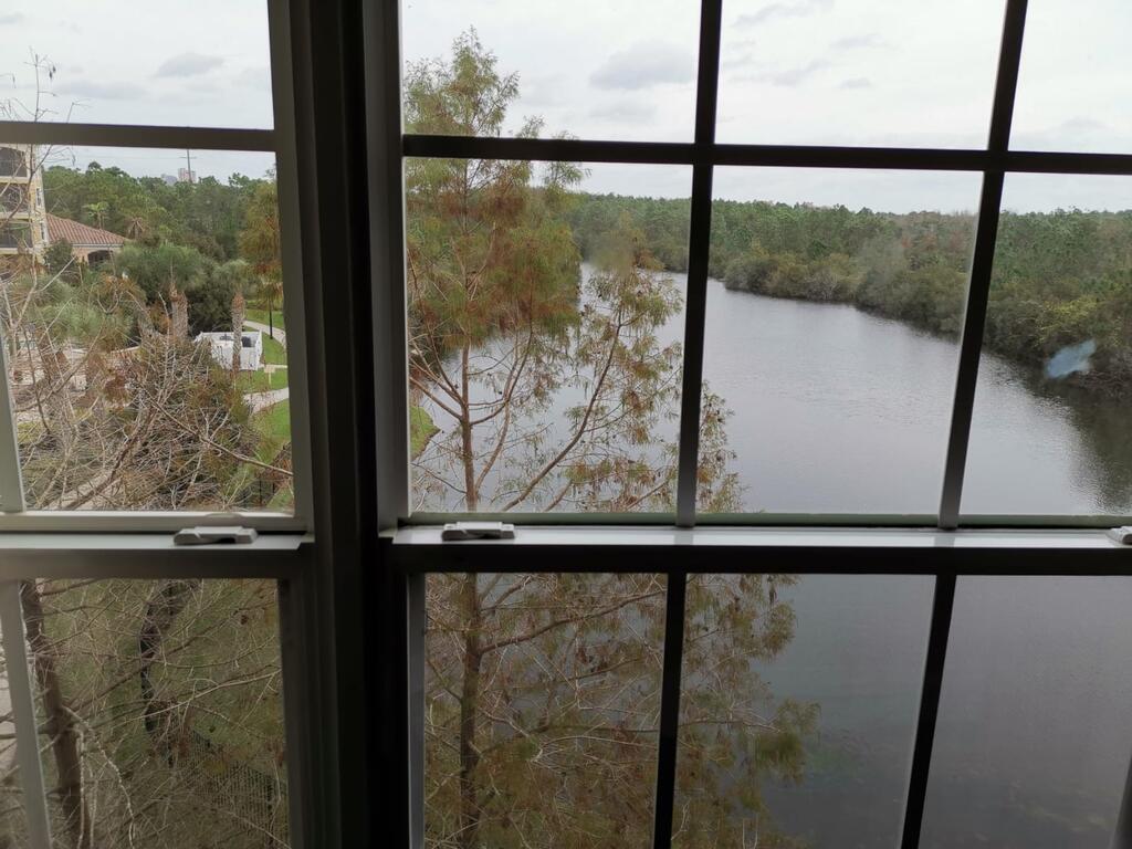 Great Water View Condo, 2 Min. From Disney World!- 70 - thumb 3