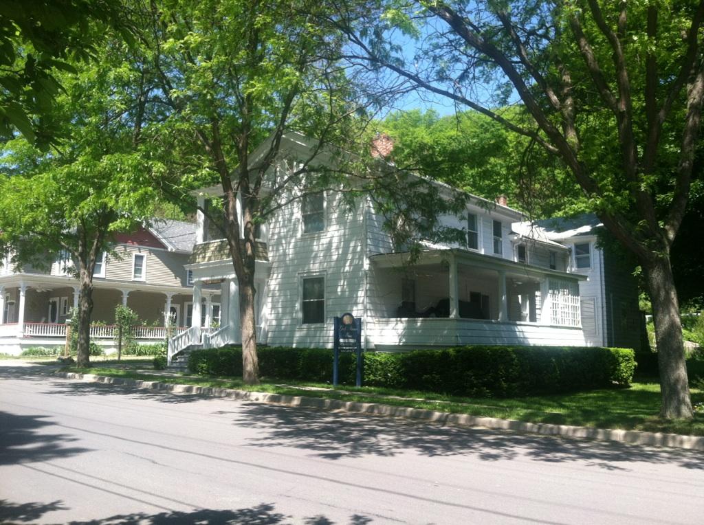 Gulfstream House - thumb 1