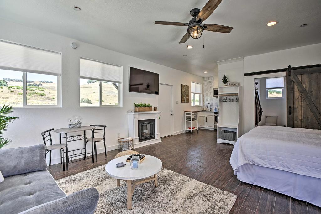 Hip Studio With Hot Tub&Patio By Lake Nacimiento - thumb 1