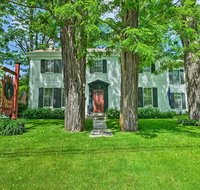 Historic Arlington 'Deming House' on Route 7A - Accommodation Rooms