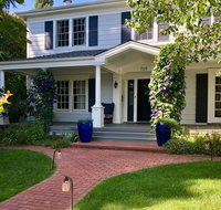 Historic Wine Country Elegance - Accommodation Rooms