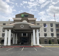 Holiday Inn Express - Accommodation Rooms
