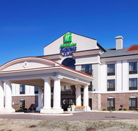 Holiday Inn Express & Suites Covington - Accommodation Rooms