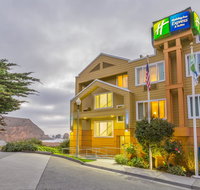 Holiday Inn Express Pacifica - Accommodation Rooms