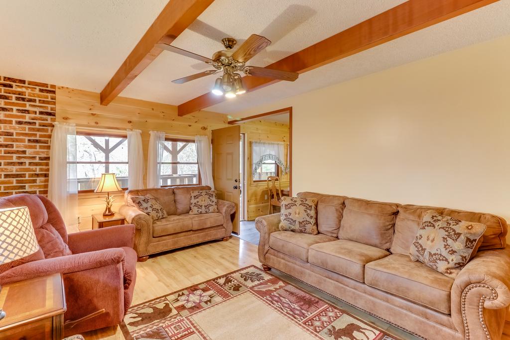 Hollow's Trail - thumb 0