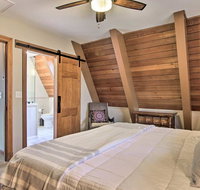 Home with Deck Near Lewes, Rehoboth & Bethany Beach! - Accommodation Rooms