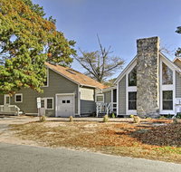 Home with Patio as Seen on TV - Walk to Dewey Beach - Accommodation Rooms