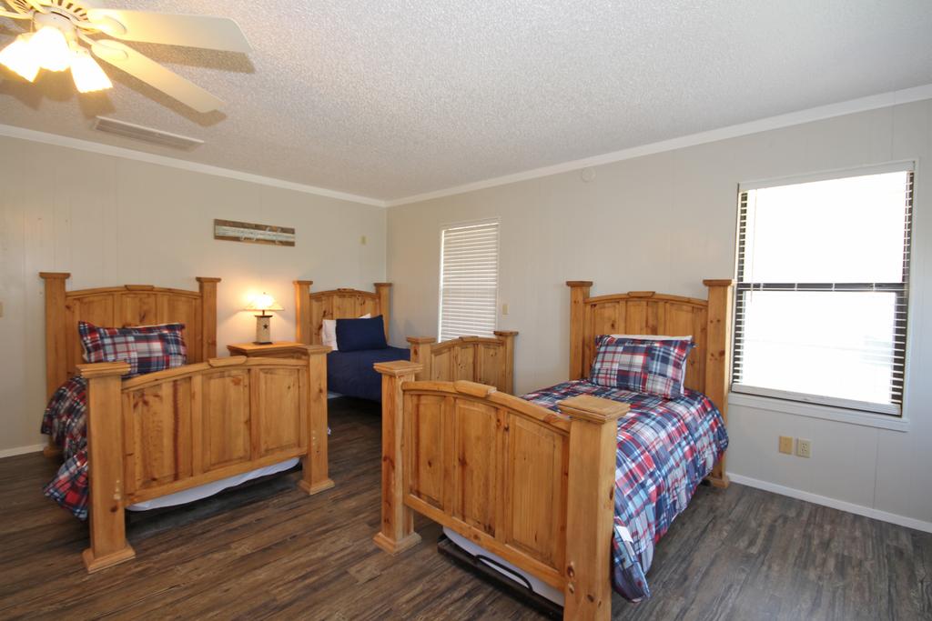 Hondo'S River Haus Home - thumb 3