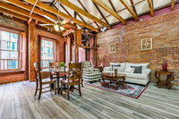 Hosteeva Charming Historic Frnch Quarter Condos Accommodation Rooms