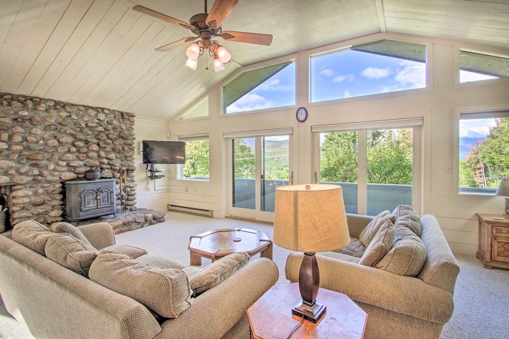 House W/ Balcony - 5.5 Mi To Cranmore Resort!
