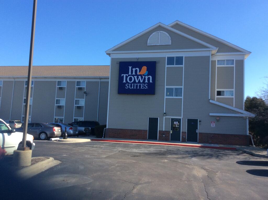 InTown Suites Extended Stay Chicago IL - Elk Grove - thumb 0