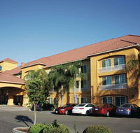 La Quinta by Wyndham Fowler - Accommodation Rooms