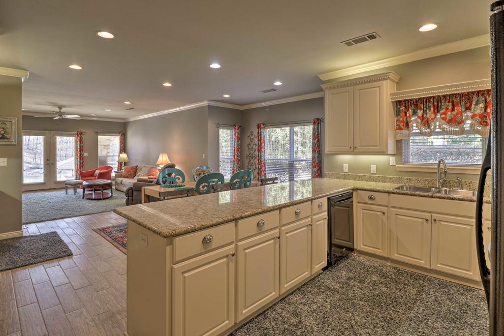 Lake Hamilton Escape - 7 Mi To Hot Springs Park! - thumb 1