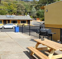 Lake Marina Inn - Accommodation Rooms