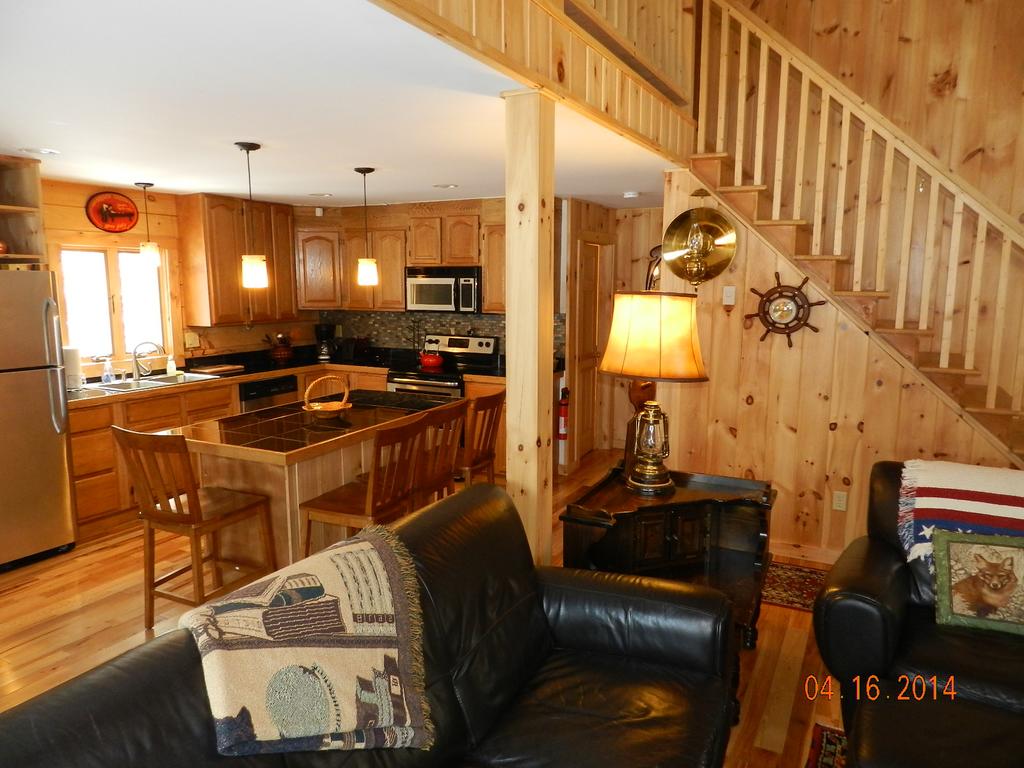 Lake Placid Log House - thumb 2