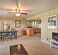 Lakefront Cottage with Private Dock and Views! - Accommodation Rooms