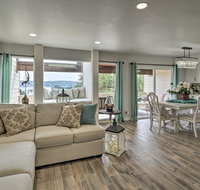 Lakefront Resort Living - Pool Golf Tennis  More - Accommodation Rooms